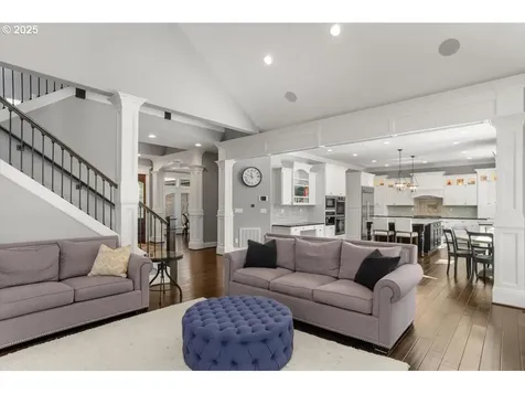 15948 Twin Fir Road Lake Oswego OR 97035