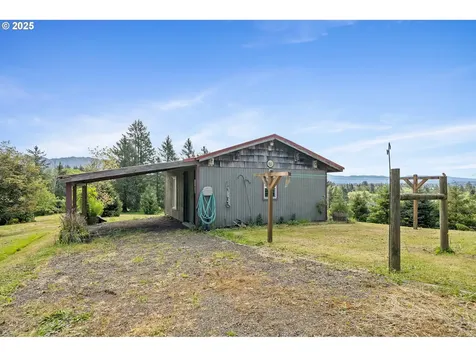 8095 Bewley Street Bay City OR 97107