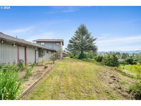 8095 Bewley Street Bay City OR 97107