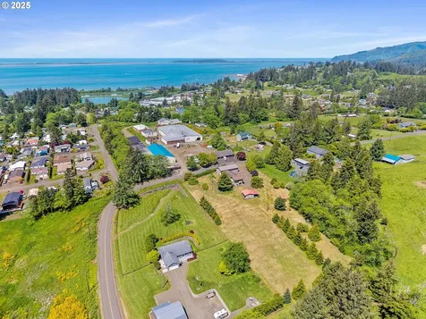 8095 Bewley Street Bay City OR 97107
