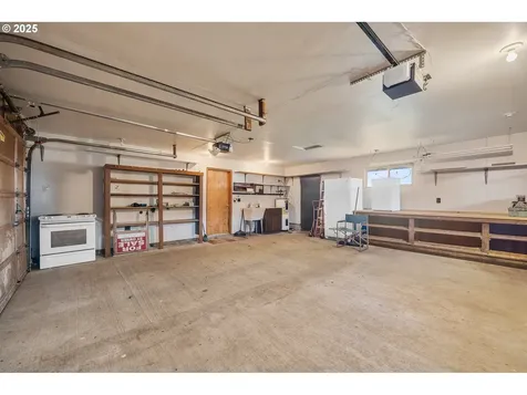 8095 Bewley Street Bay City OR 97107