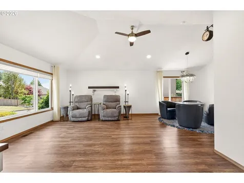 671 NW Allen Court Mcminnville OR 97128
