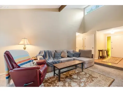 1225 SE Jacquelin Drive Hillsboro OR 97123