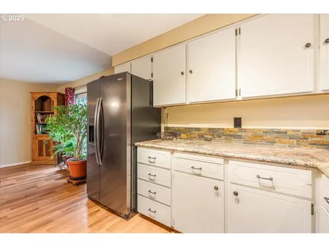 1225 SE Jacquelin Drive Hillsboro OR 97123
