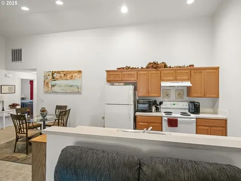 1409 SW Lori Court Mcminnville OR 97128