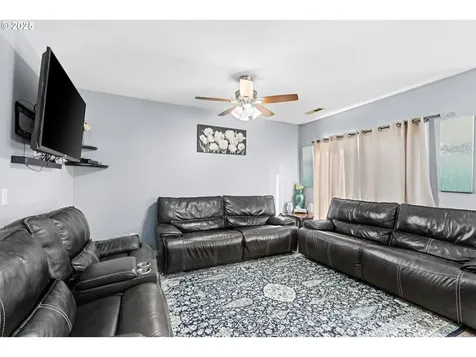 16009 NE 72nd Circle Vancouver WA 98682
