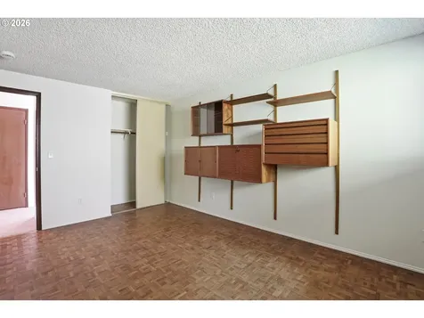 64 Wheatherstone Court Lake Oswego OR 97035
