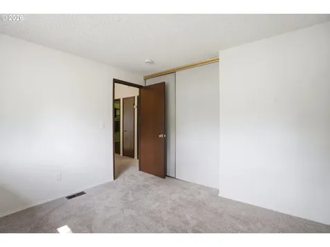 64 Wheatherstone Court Lake Oswego OR 97035
