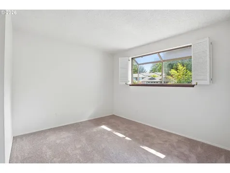 64 Wheatherstone Court Lake Oswego OR 97035