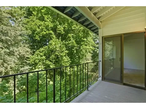 64 Wheatherstone Court Lake Oswego OR 97035