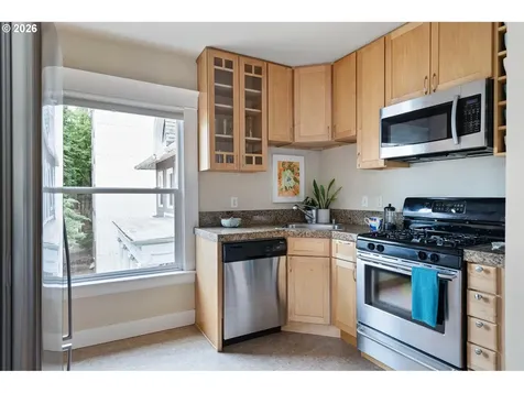 1104 SW Columbia Street Portland OR 97201
