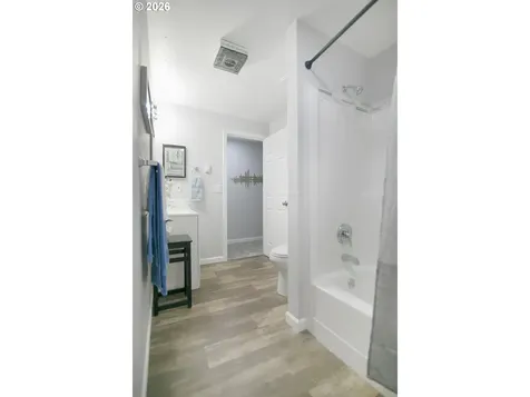 341 24th Avenue Longview WA 98632