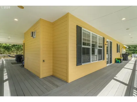 8100 Briar Lane Tillamook OR 97141