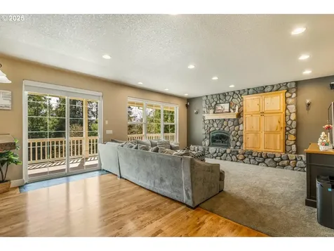 8100 Briar Lane Tillamook OR 97141