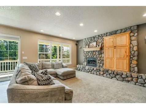 8100 Briar Lane Tillamook OR 97141