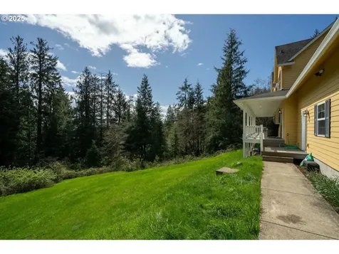 8100 Briar Lane Tillamook OR 97141