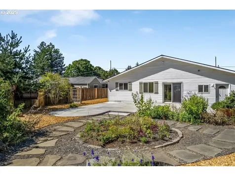 4500 NE Emerson Street Portland OR 97218