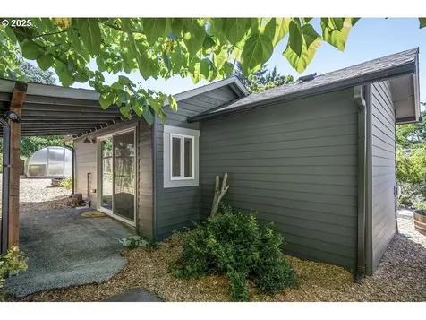 4500 NE Emerson Street Portland OR 97218