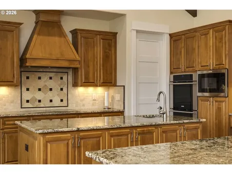 2455 SW West Wind Drive Mcminnville OR 97128