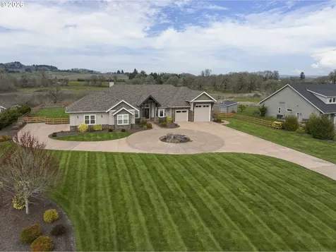 2455 SW West Wind Drive Mcminnville OR 97128