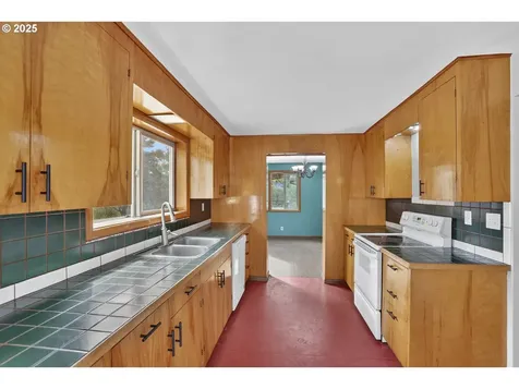 31444 New Kirk Road Scappoose OR 97056