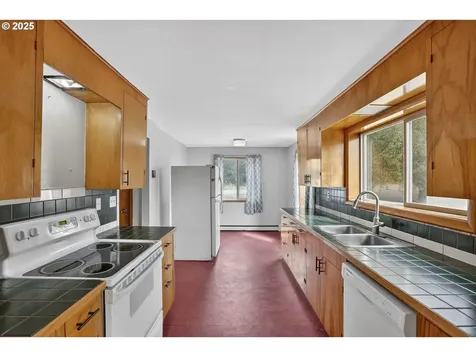31444 New Kirk Road Scappoose OR 97056
