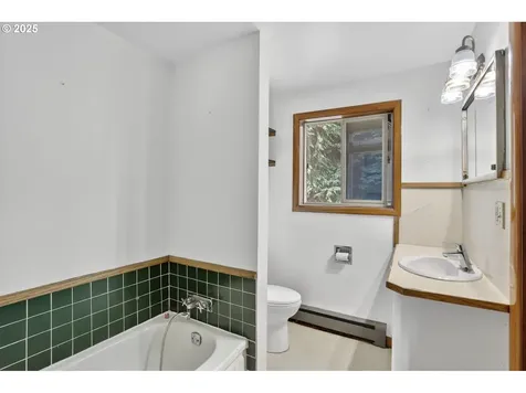 31444 New Kirk Road Scappoose OR 97056