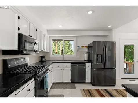 14707 SW Willamette Street Sherwood OR 97140