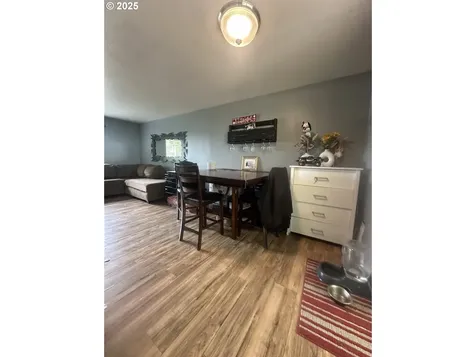 585 Robinhood Avenue Lakeside OR 97449