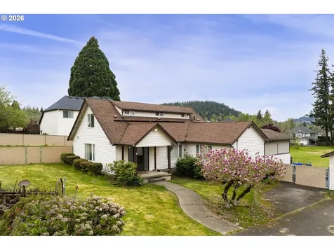 11885 SE Summers Lane Clackamas OR 97015
