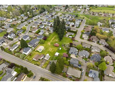 11885 SE Summers Lane Clackamas OR 97015