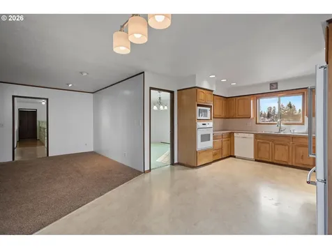 620 NW Queens Court Hillsboro OR 97124