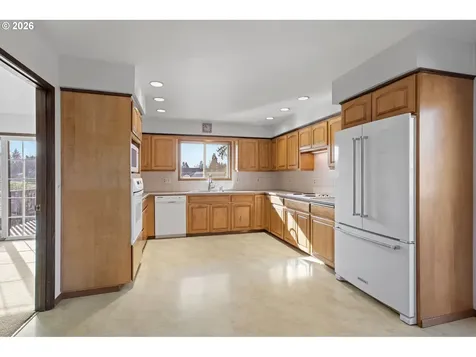 620 NW Queens Court Hillsboro OR 97124
