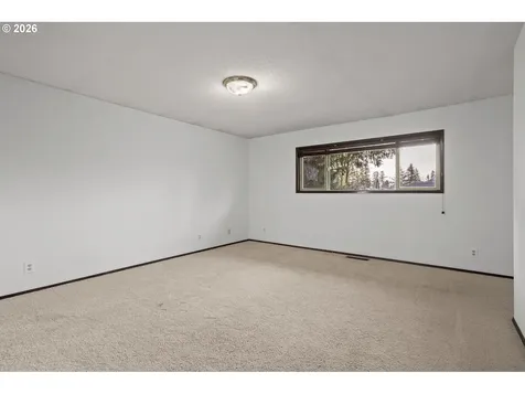 620 NW Queens Court Hillsboro OR 97124
