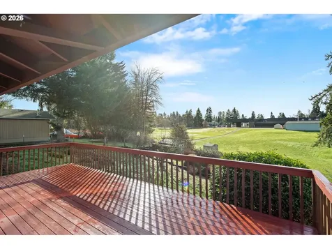 620 NW Queens Court Hillsboro OR 97124