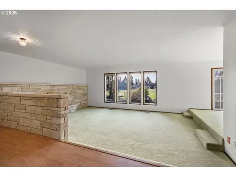 620 NW Queens Court Hillsboro OR 97124