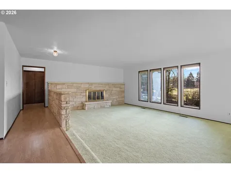 620 NW Queens Court Hillsboro OR 97124