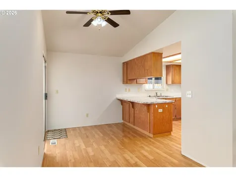9707 SE Reedway Street Portland OR 97266