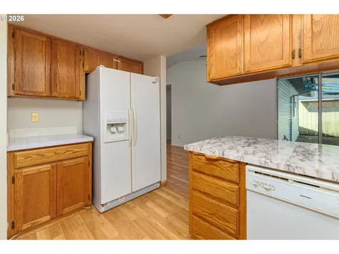 9707 SE Reedway Street Portland OR 97266