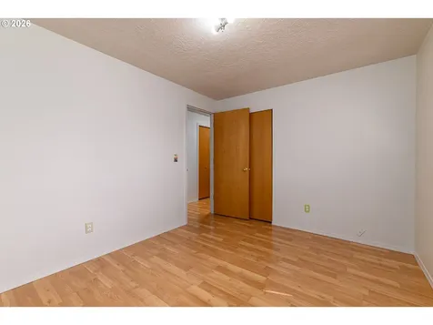 9707 SE Reedway Street Portland OR 97266