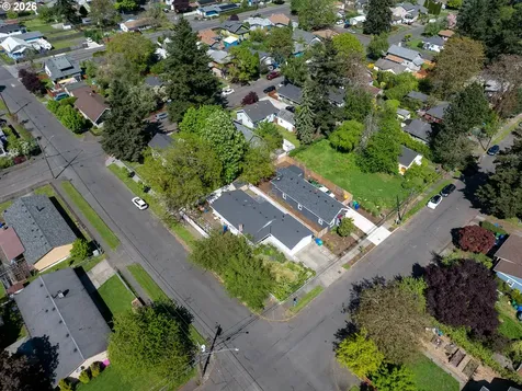 9707 SE Reedway Street Portland OR 97266