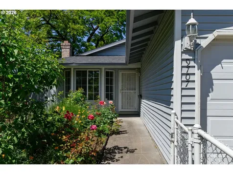 9707 SE Reedway Street Portland OR 97266