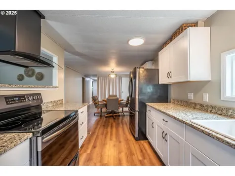 640 Village Pines Drive Coos Bay OR 97420