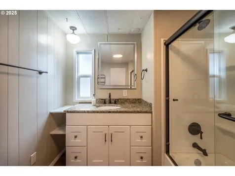 640 Village Pines Drive Coos Bay OR 97420