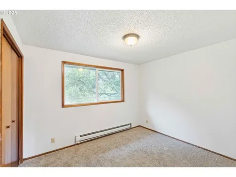 1700 Lakeshore Drive Coos Bay OR 97420