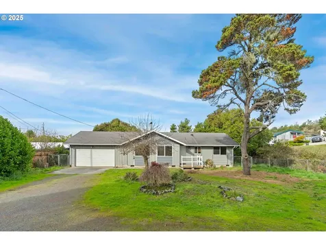 1700 Lakeshore Drive Coos Bay OR 97420