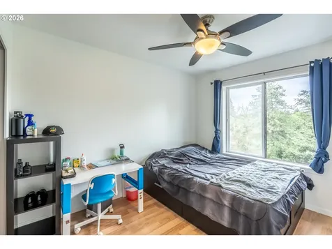 165 NE 75th Avenue Hillsboro OR 97124