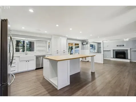 4615 NE 52nd Avenue Vancouver WA 98661