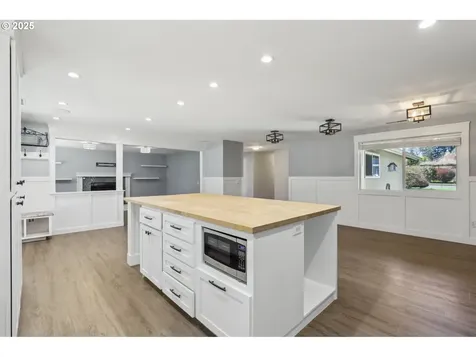 4615 NE 52nd Avenue Vancouver WA 98661