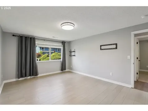 4615 NE 52nd Avenue Vancouver WA 98661